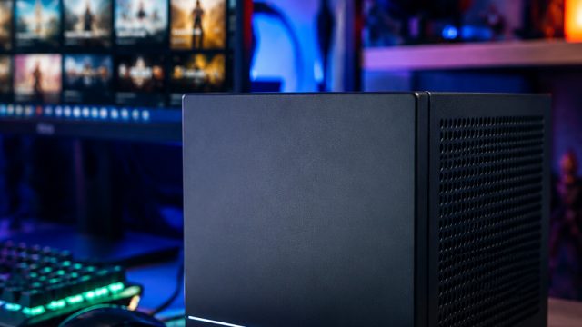 Valve Launches Innovative Steam Machine: A Game Changer for Consoles